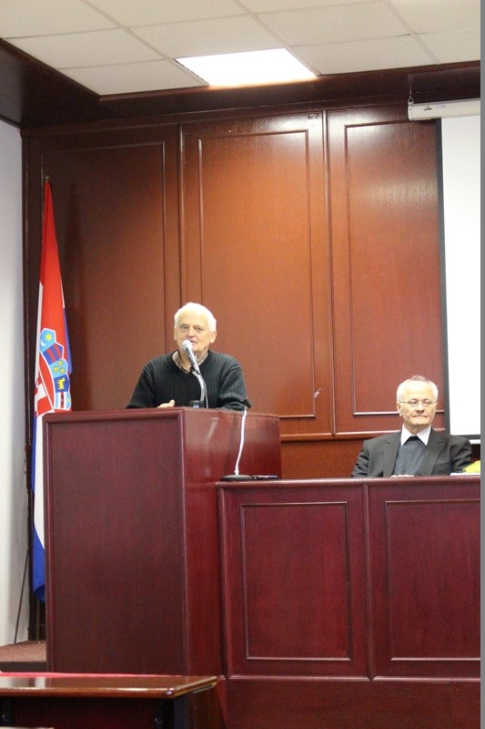 Znanost i vjera – akademik Vladimir Paar na veleučilištu „Marko Marulić“