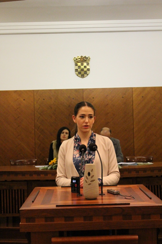 Barbara Alilović predsjednica Savjeta mladih Grada Knina