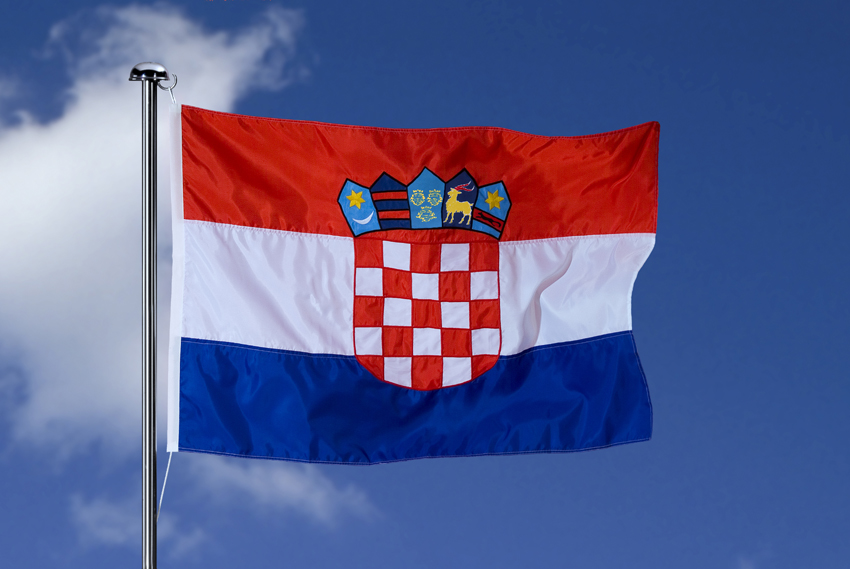 Poziv za isticanje hrvatskih zastava