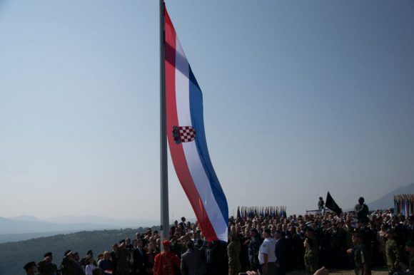 Čestitka gradonačelnika “Upućujem Vam iskrene čestitke u povodu Dana neovisnosti Republike Hrvatske!”