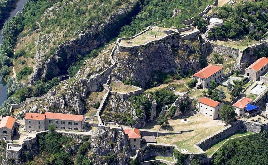 Poziv za dostavu ponuda za usluge zaštitnog arheološkog iskopavanja na kninskoj tvrđavi