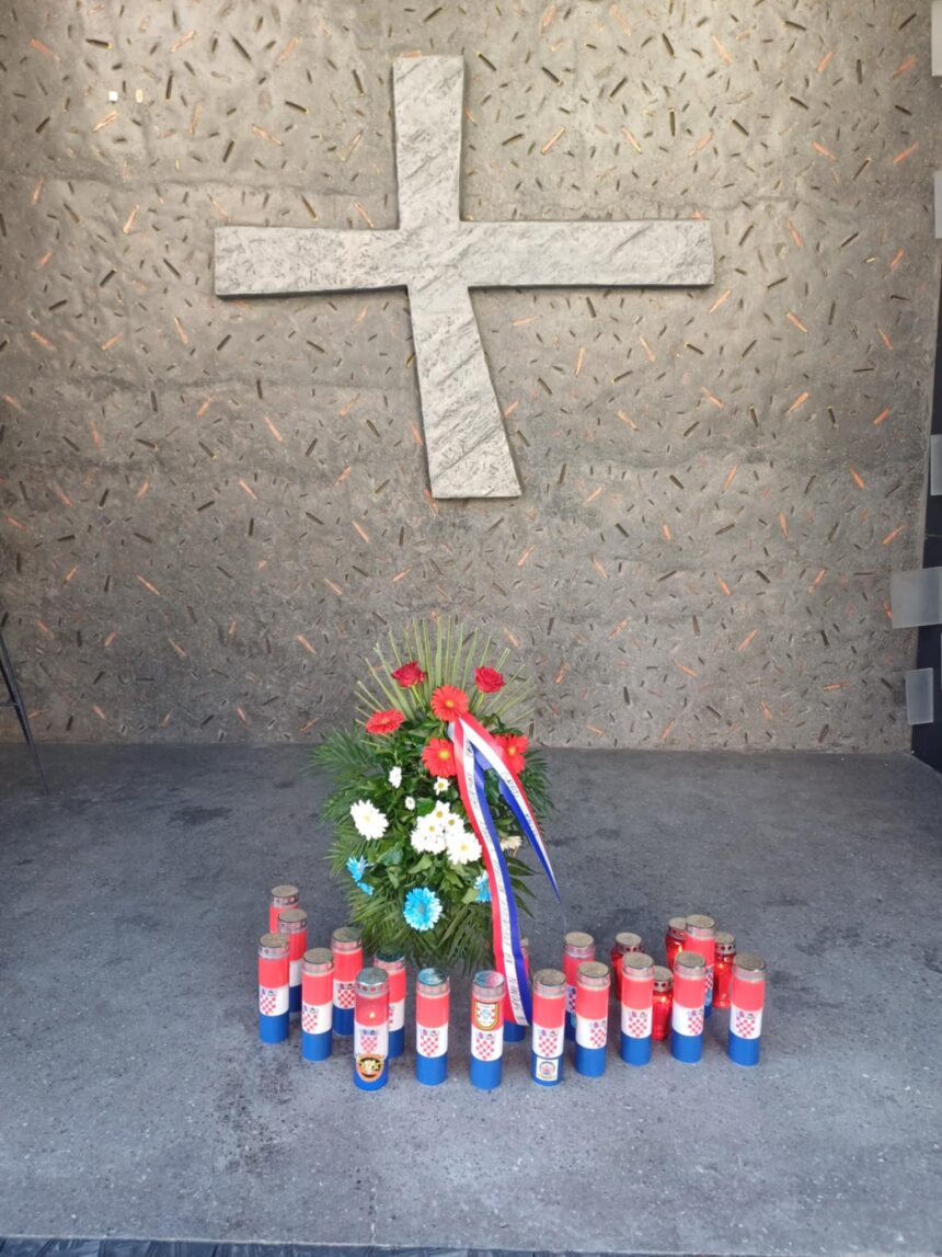 Polaganje vijenca povodom Dana Grada Knina i blagdana sv. Ante