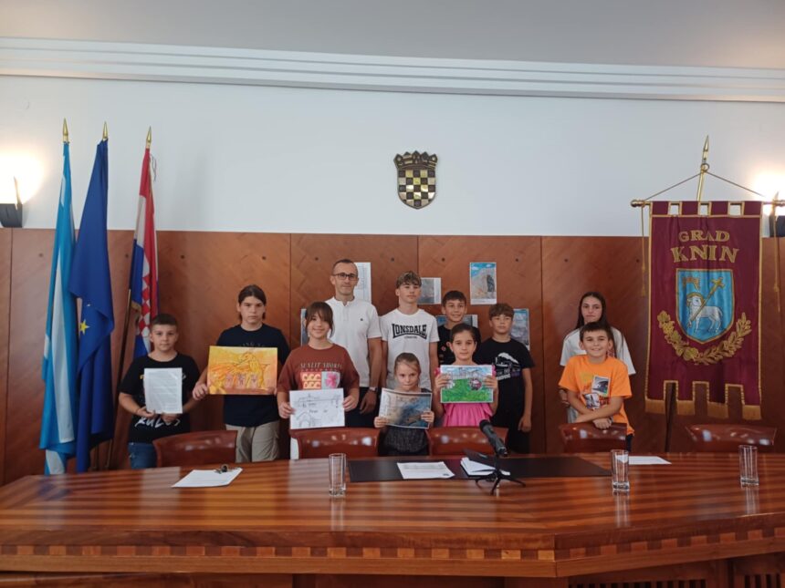 ODRŽANA DODJELA NAGRADA ZA NAJBOLJE RADOVE NATJEČAJA „NEOTKRIVENA PROŠLOST KNINA“ ✍️🎨