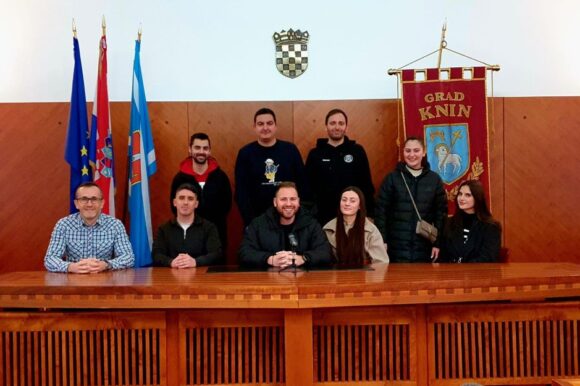 Konstituirajuća sjednica Savjeta mladih Grada Knina