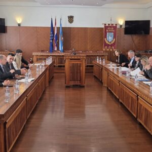 Potpredsjednik Vlade RH i ministar Branko Bačić u radnom posjetu Gradu Kninu Potpredsjednik Vlade RH i ministar Branko Bačić u radnom posjetu Gradu Kninu