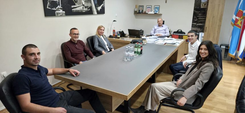 Prijem kod gradonačelnika za uspješnog mladog matematičara Filipa Jejinu