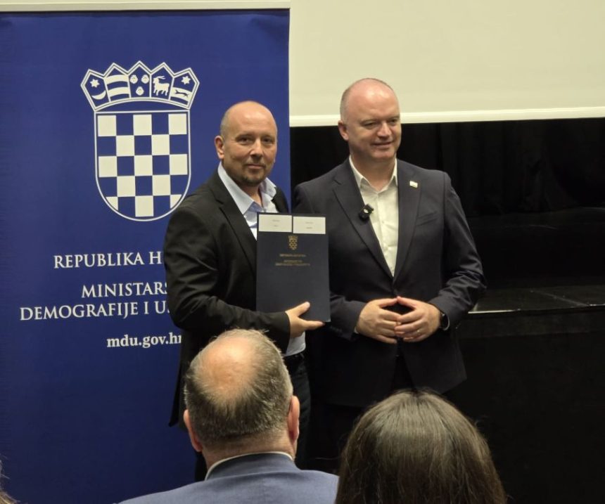 Svečano uručenje ugovora o dodjeli bespovratnih sredstava